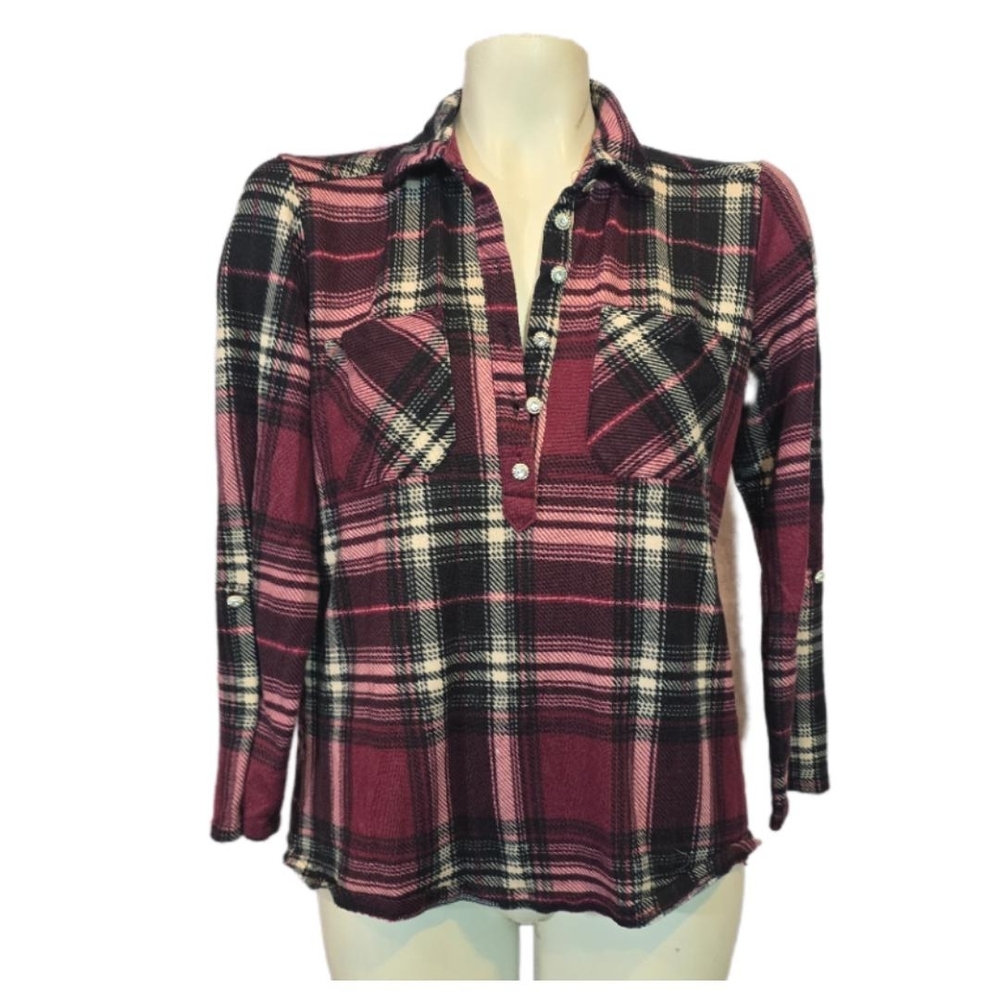 New York Laundry Burgundy Pink Plaid Button-Front Henley‎